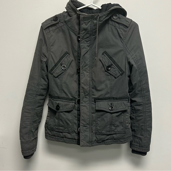 TNA Jackets & Blazers - TNA Platoon jacket, Size S
Khakhi green